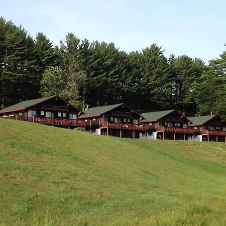 Swiss Chalets Village Inn North Conway Exterior foto